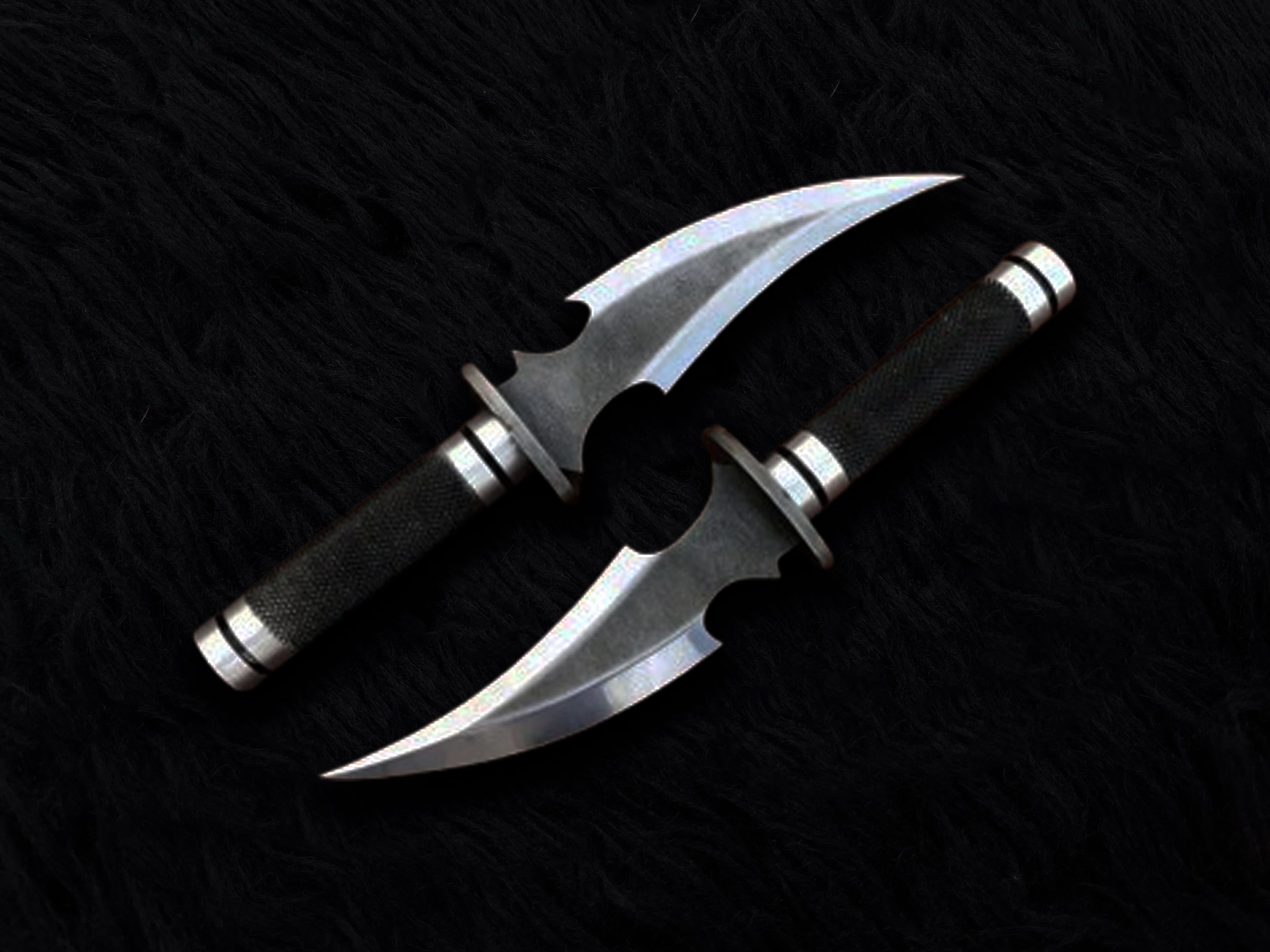 Batman: Under the Red Hood Replica Knives with Leather Sheath