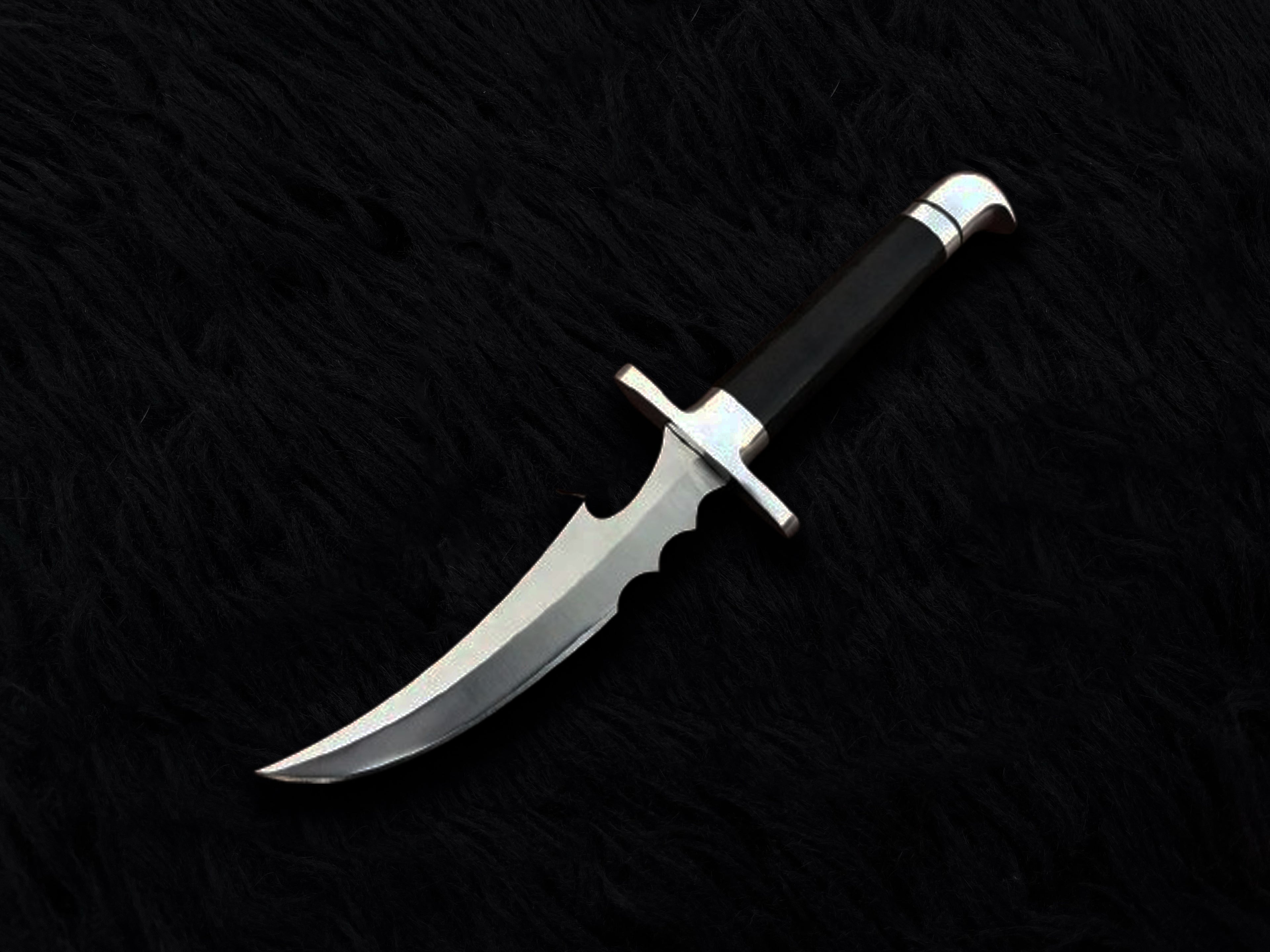 Batman: Under the Red Hood Replica Knives with Leather Sheath