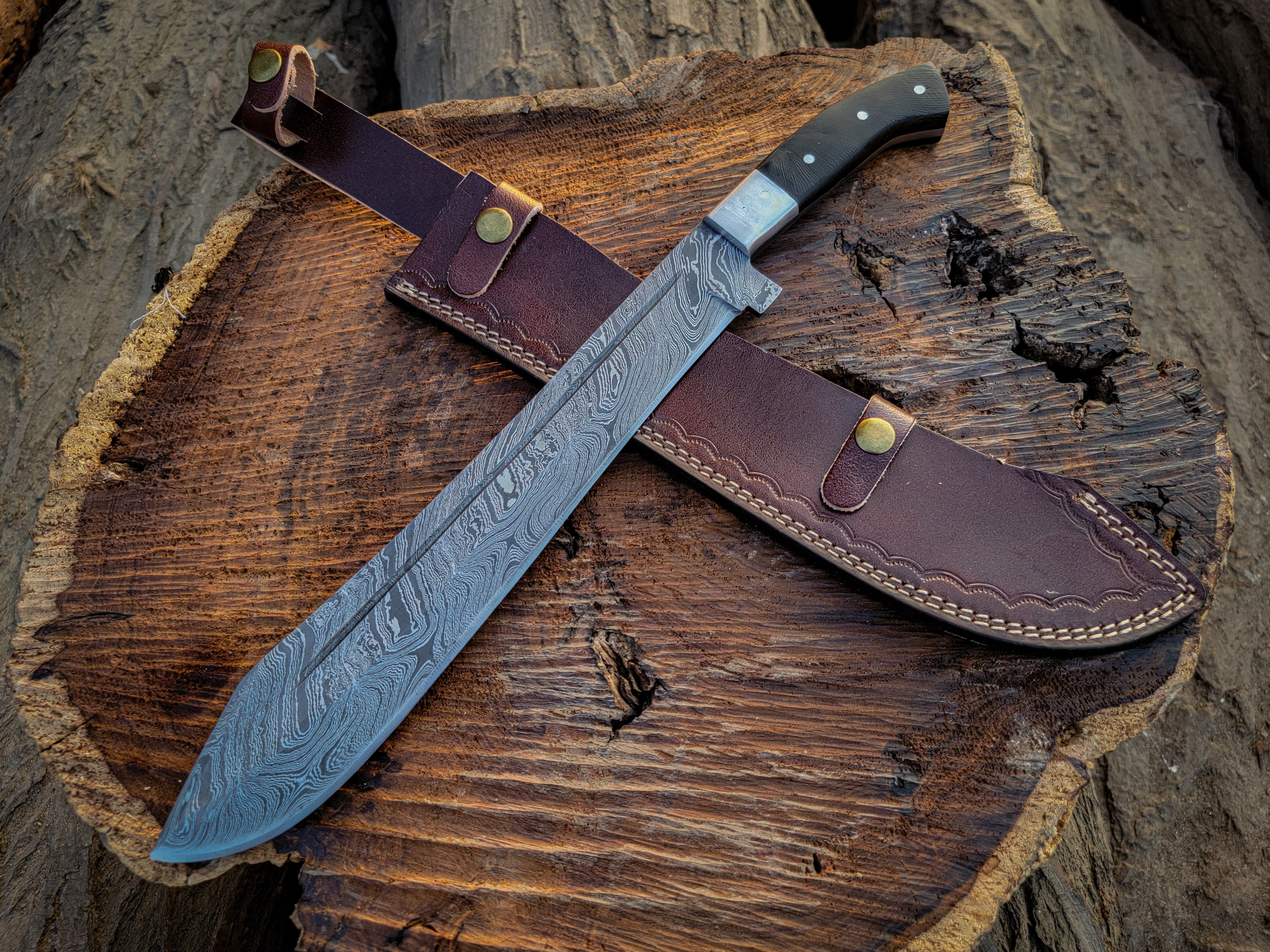Handmade 18" Damascus Steel Machete: Premium Blade with Densified Wood Handle