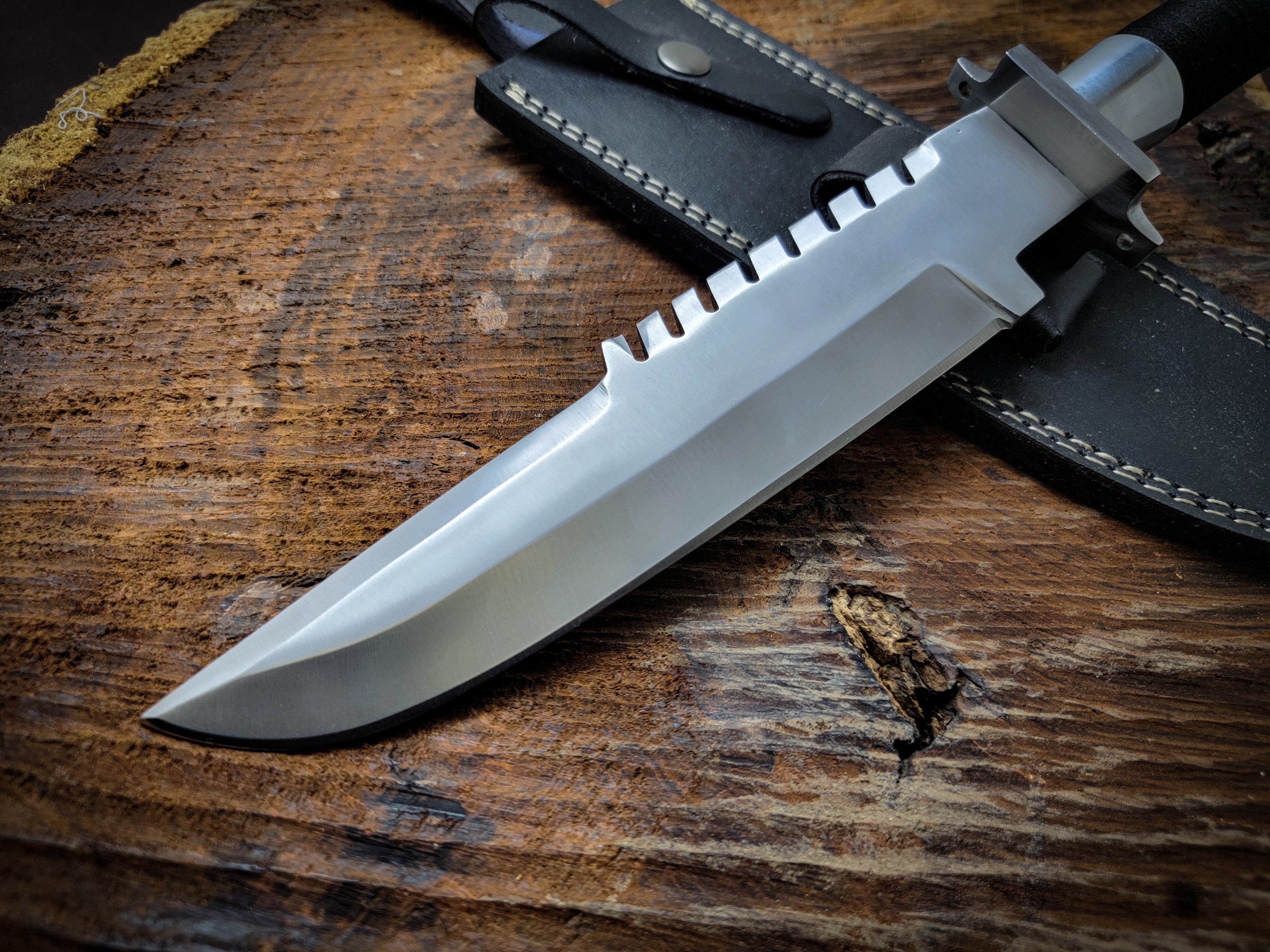 Handmade Commando Replica Bowie Knife with Leather Sheath