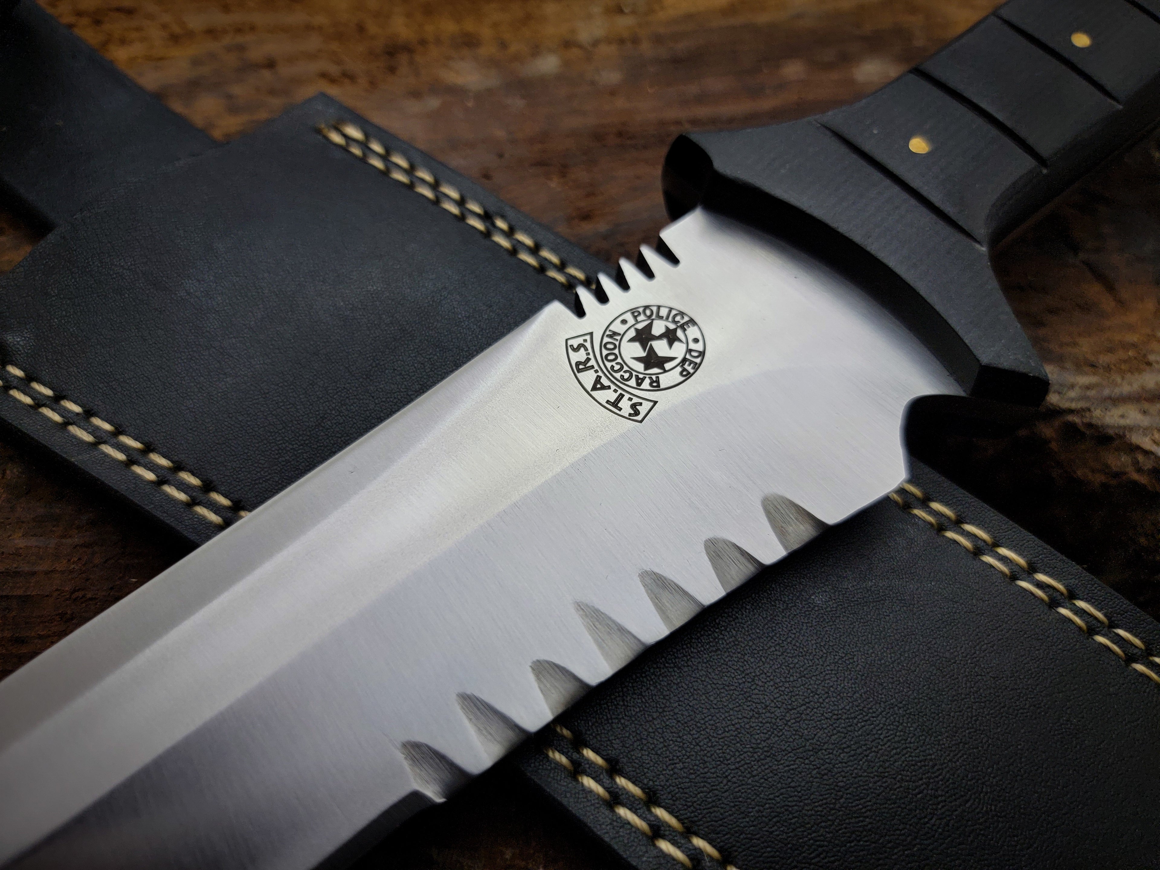 Custom Handmade Resident Evil 4 Leon Kennedy's Replica Full Tang Knife