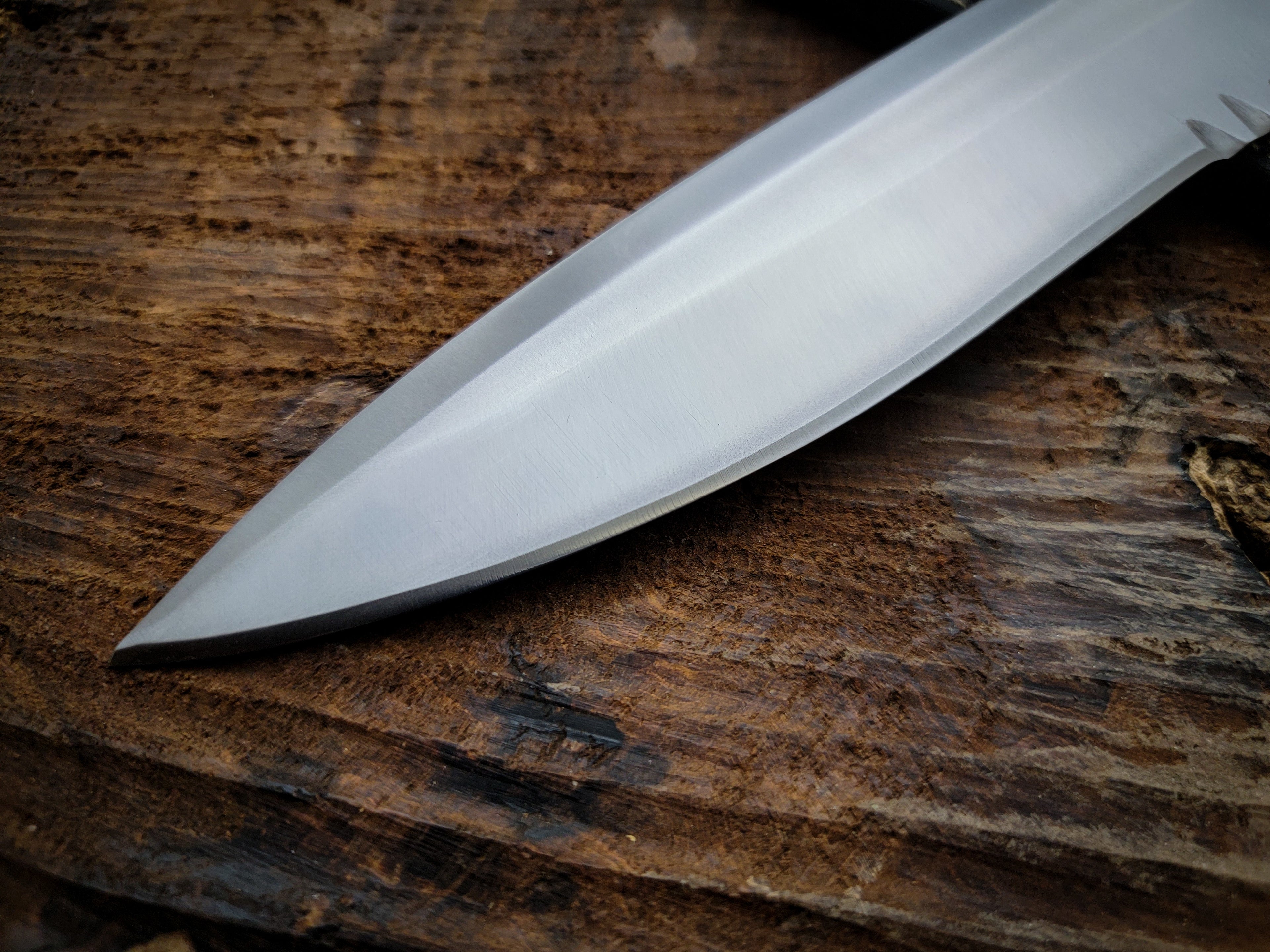 Custom Handmade Resident Evil 4 Leon Kennedy's Replica Full Tang Knife