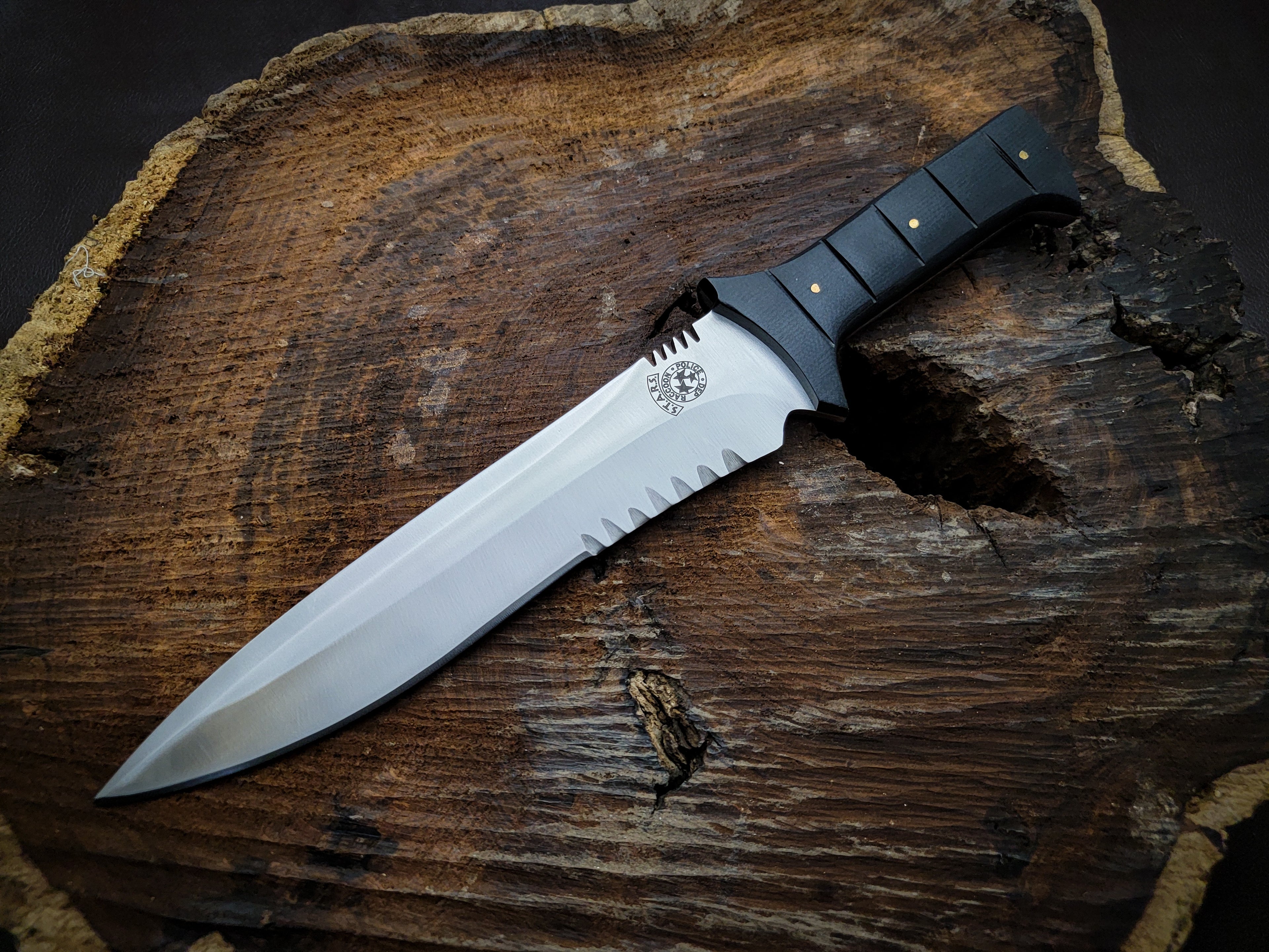 Custom Handmade Resident Evil 4 Leon Kennedy's Replica Full Tang Knife