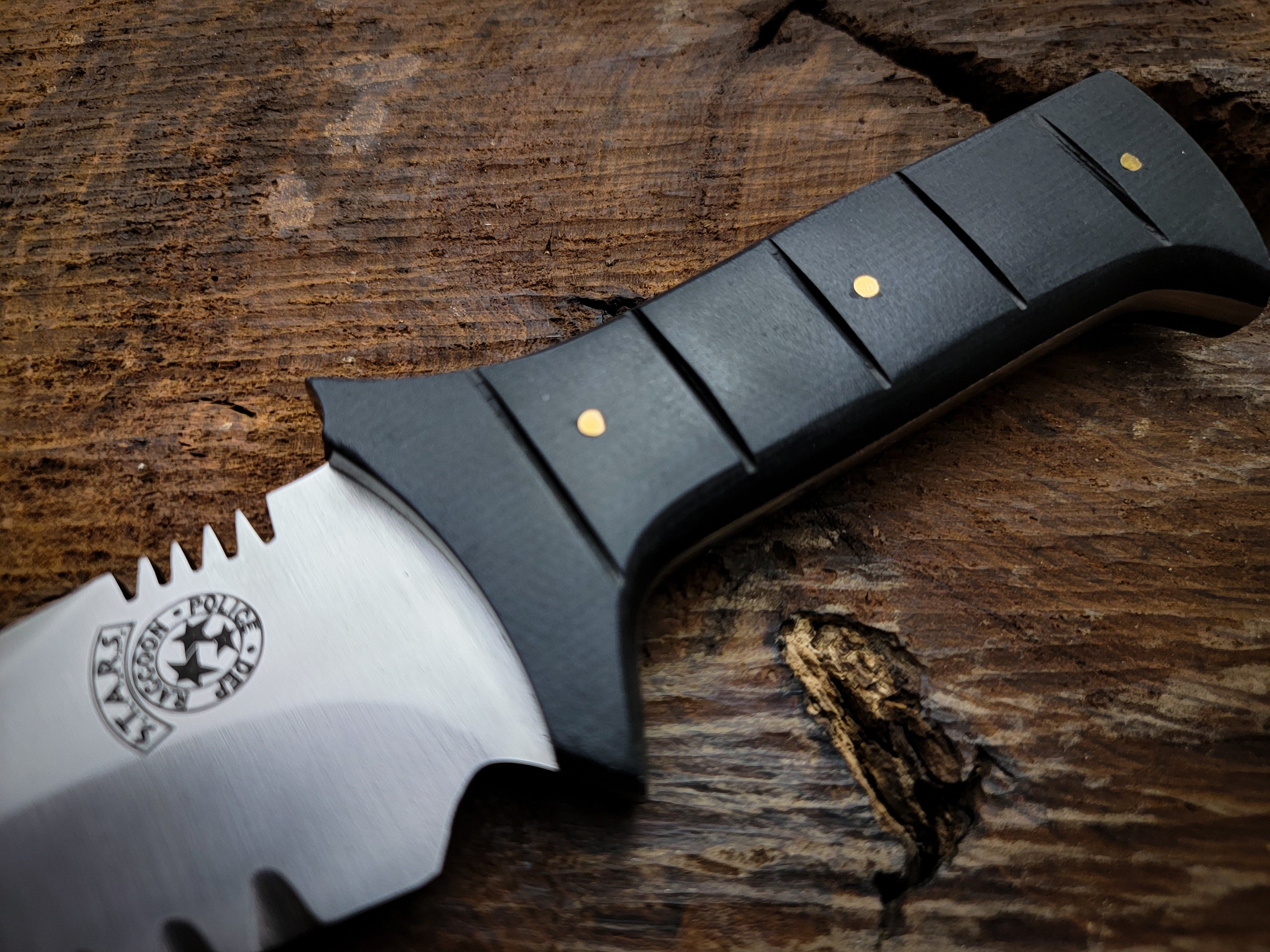Custom Handmade Resident Evil 4 Leon Kennedy's Replica Full Tang Knife