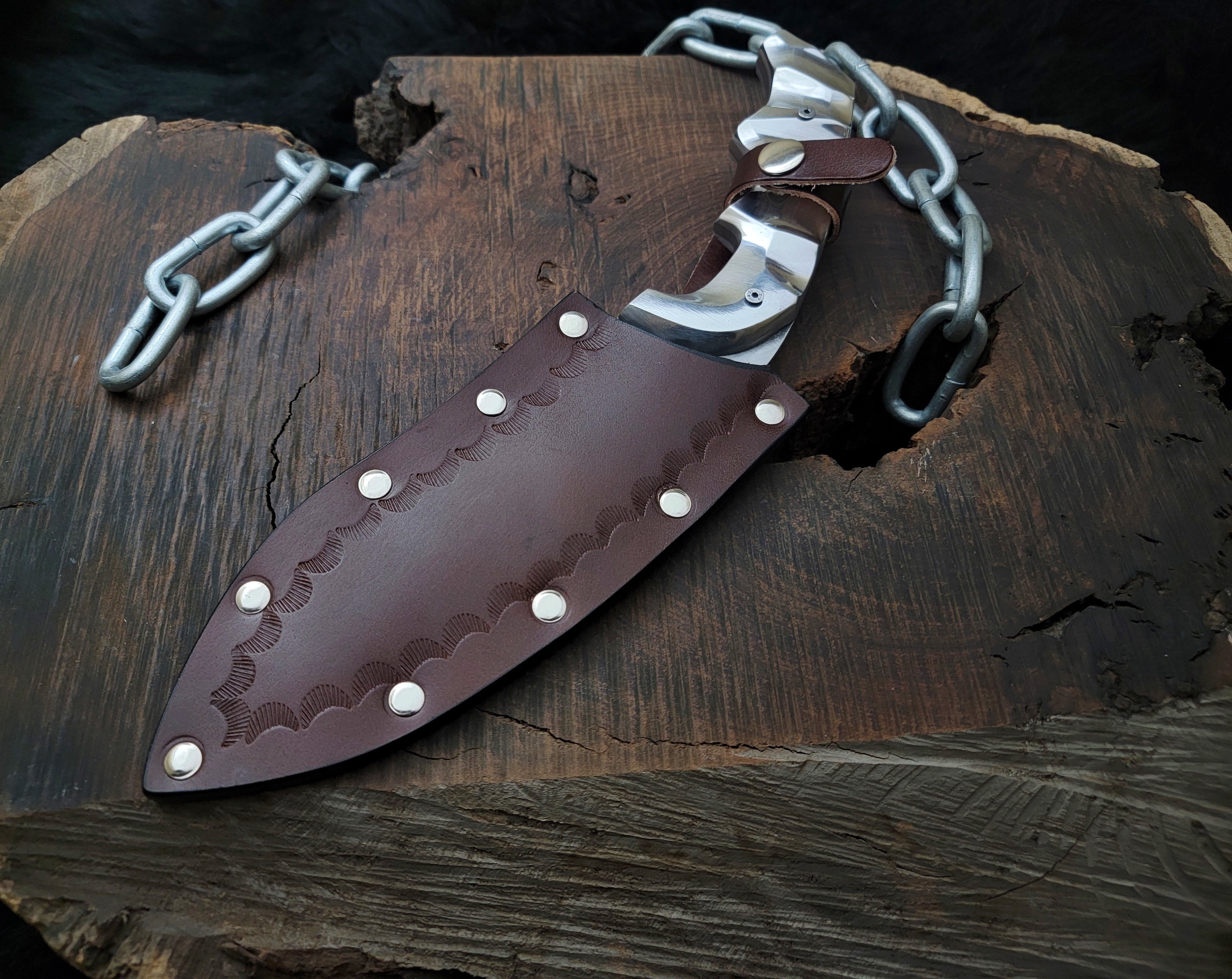 Exclusive Tekken 8 Victor Chevalier Replica Tactical Knife