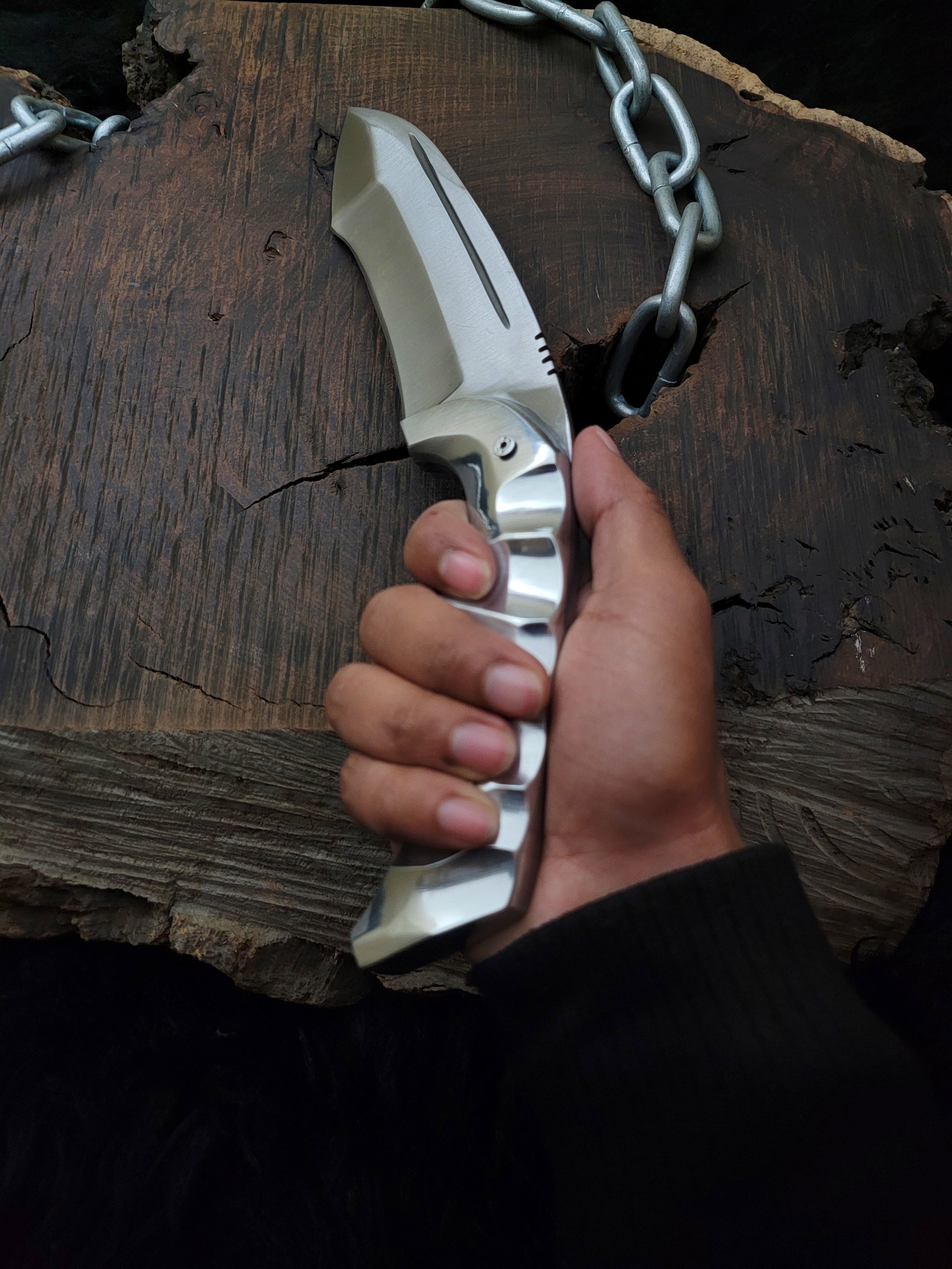 Exclusive Tekken 8 Victor Chevalier Replica Tactical Knife