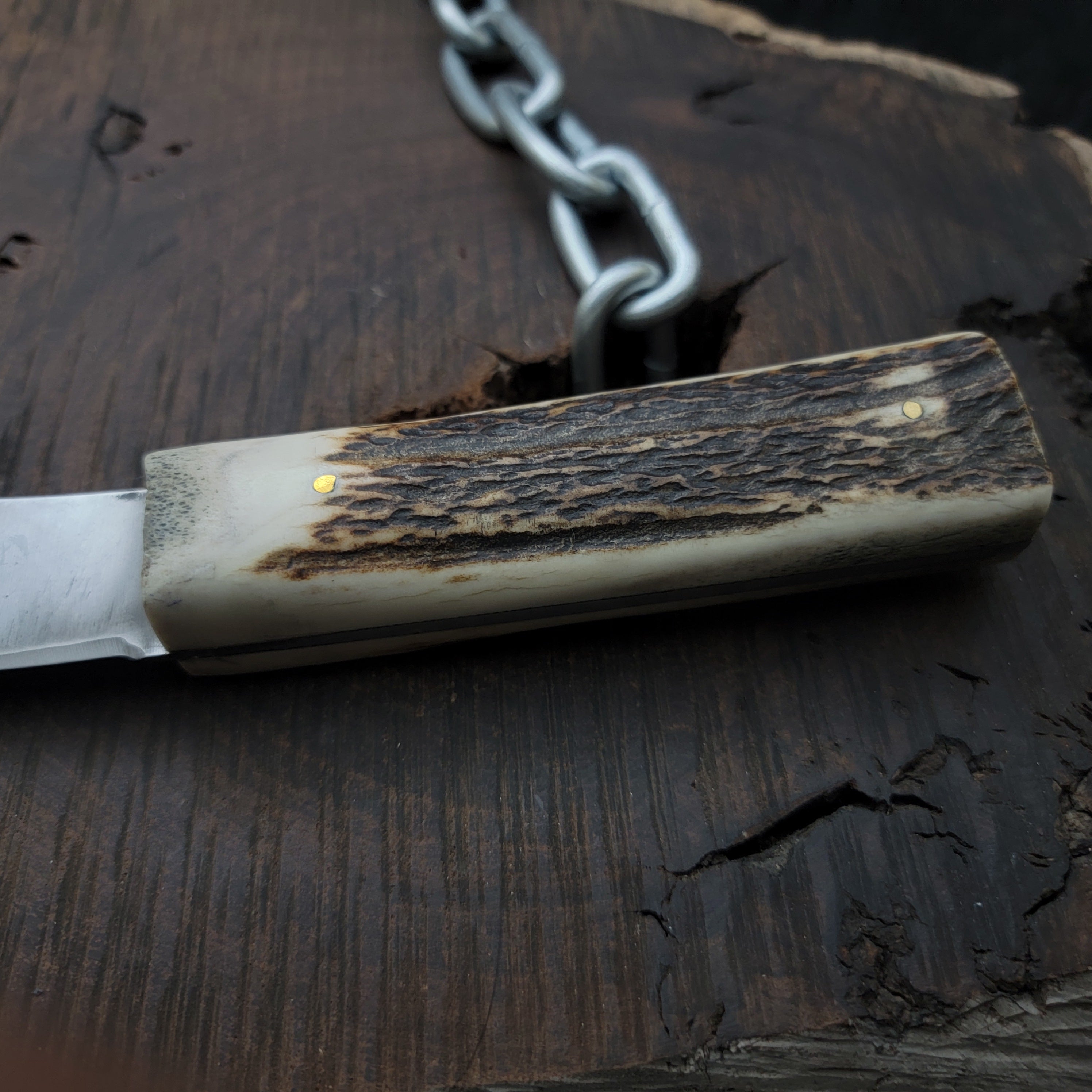 The Texas Chain Saw Massacre Movie Replica Knife with Leather Sheath