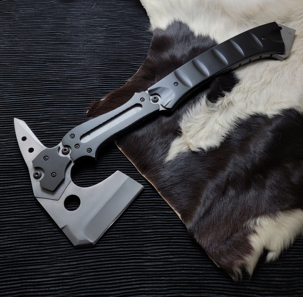 Resident Evil Requiem Replica Axe (Upgraded Version) – Leon Kennedy Hatchet with Leather Sheath