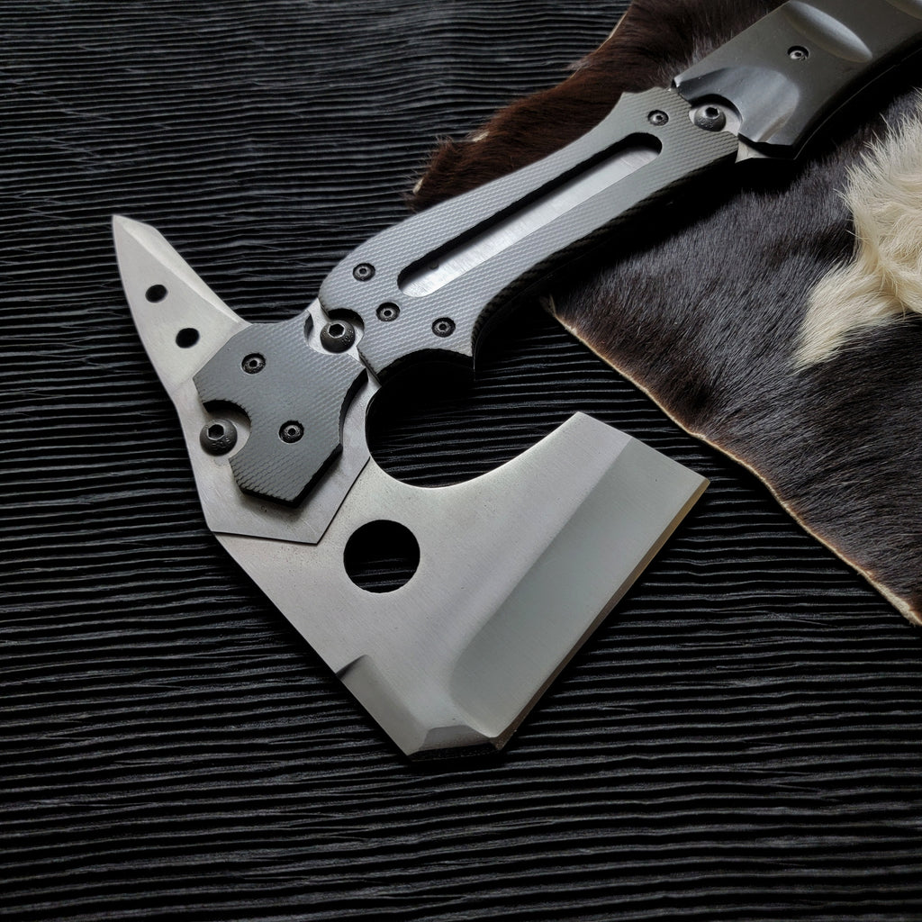 Resident Evil Requiem Replica Axe (Upgraded Version) – Leon Kennedy Hatchet with Leather Sheath