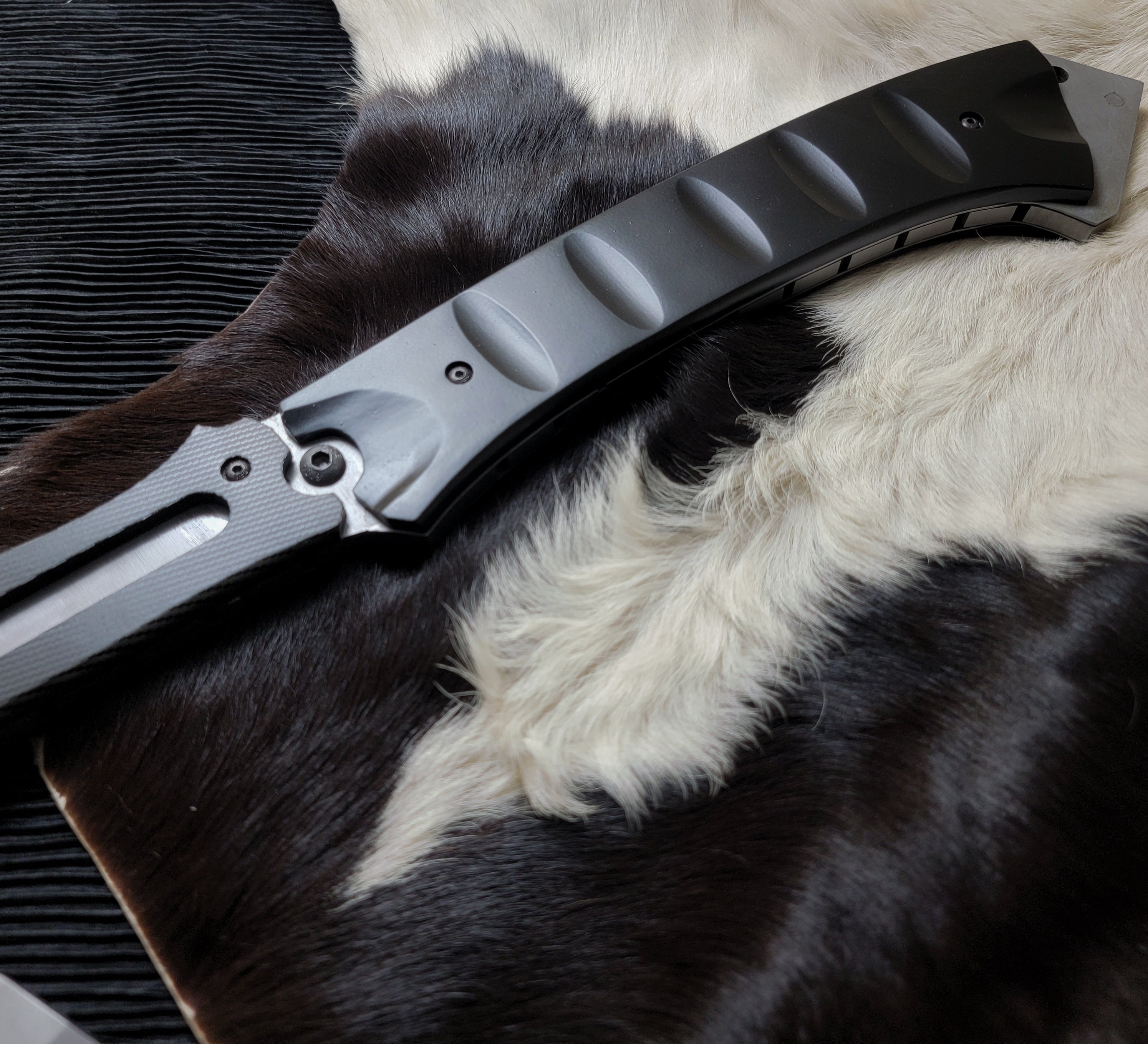 Resident Evil Requiem Replica Axe (Upgraded Version) – Leon