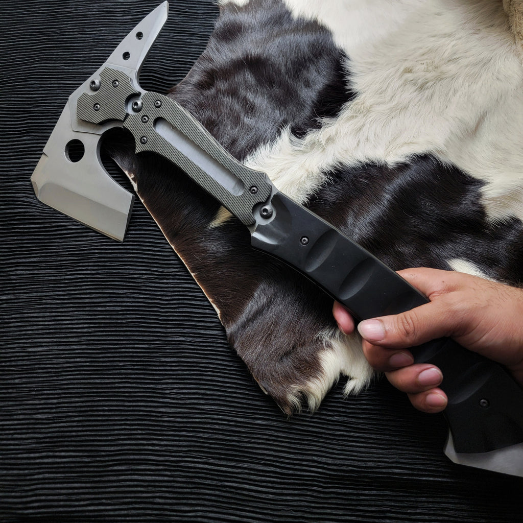 Resident Evil Requiem Replica Axe (Upgraded Version) – Leon Kennedy Hatchet with Leather Sheath