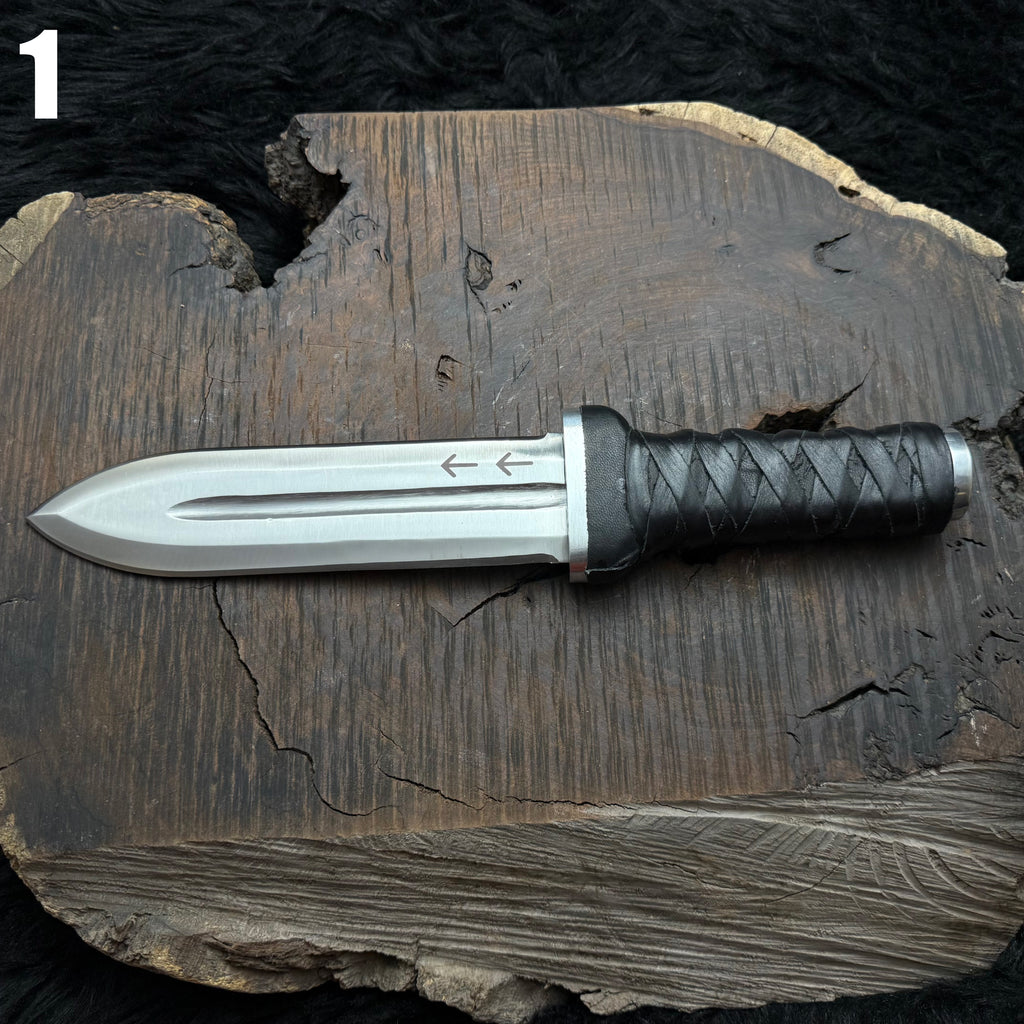 Handmade Vinland Saga Thorfinn Replica Daggers | Anime Cosplay items | D2 Steel