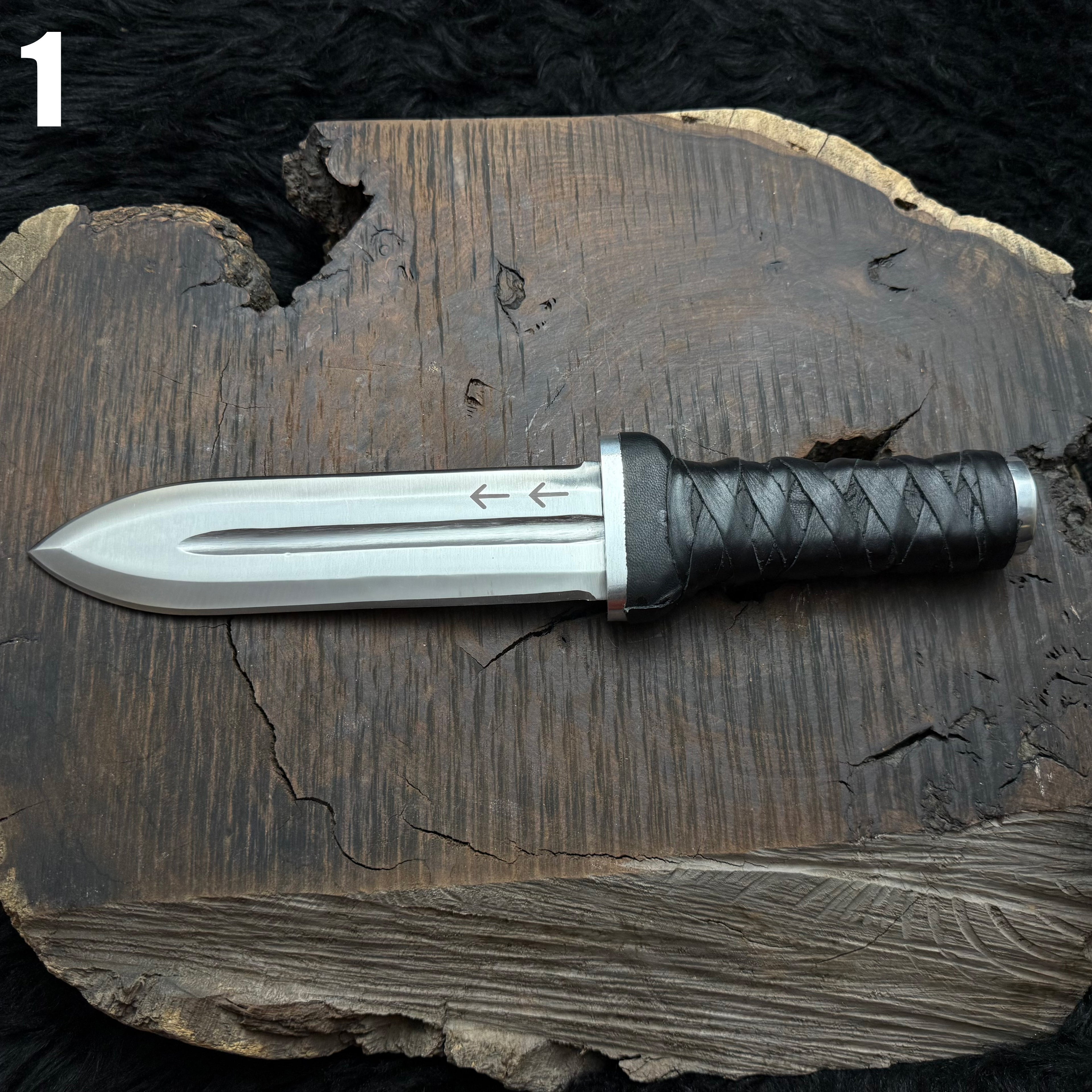 Handmade Vinland Saga Thorfinn Replica Daggers | Anime Cosplay items | D2 Steel