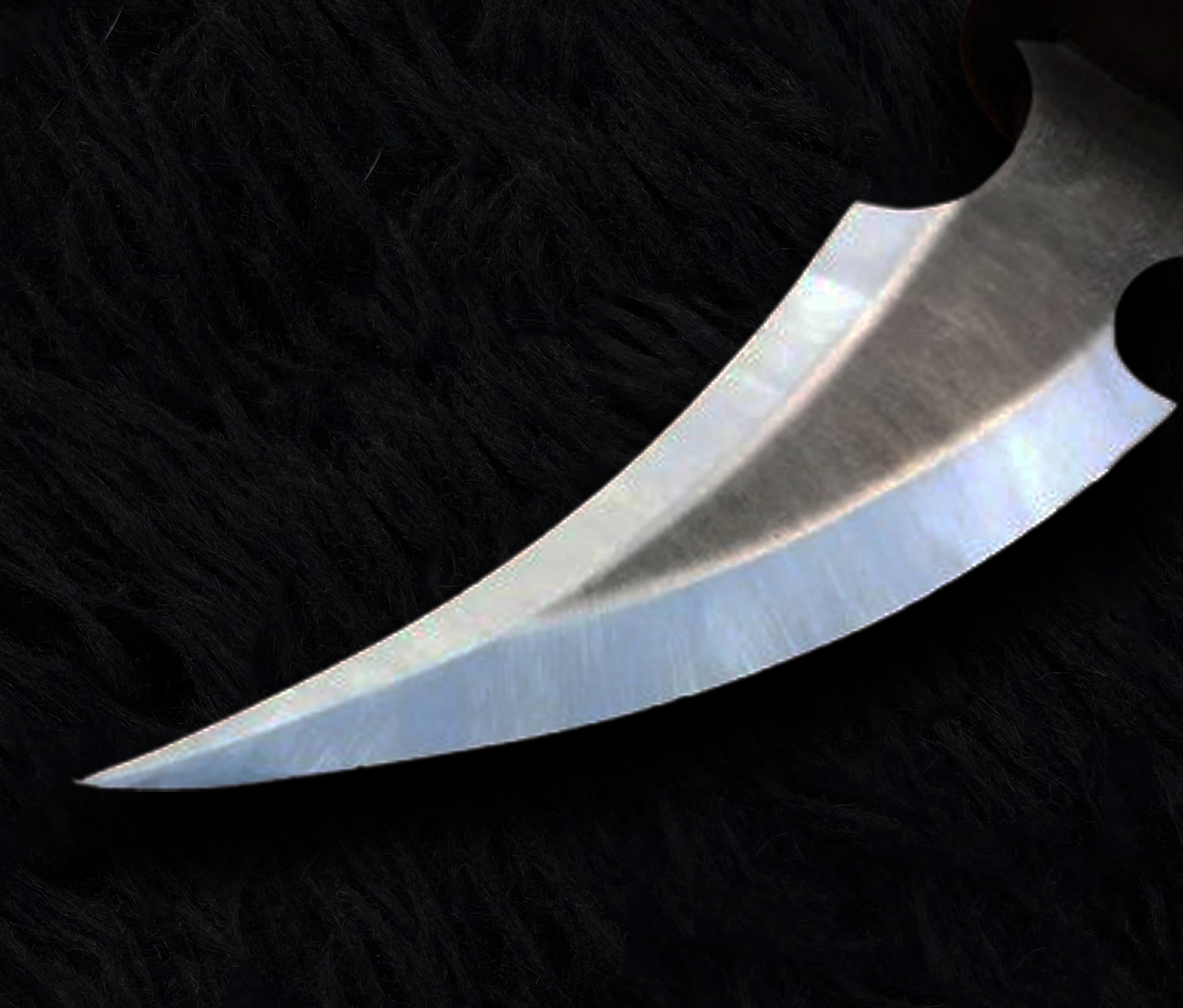 Batman: Under the Red Hood Replica Knives with Leather Sheath