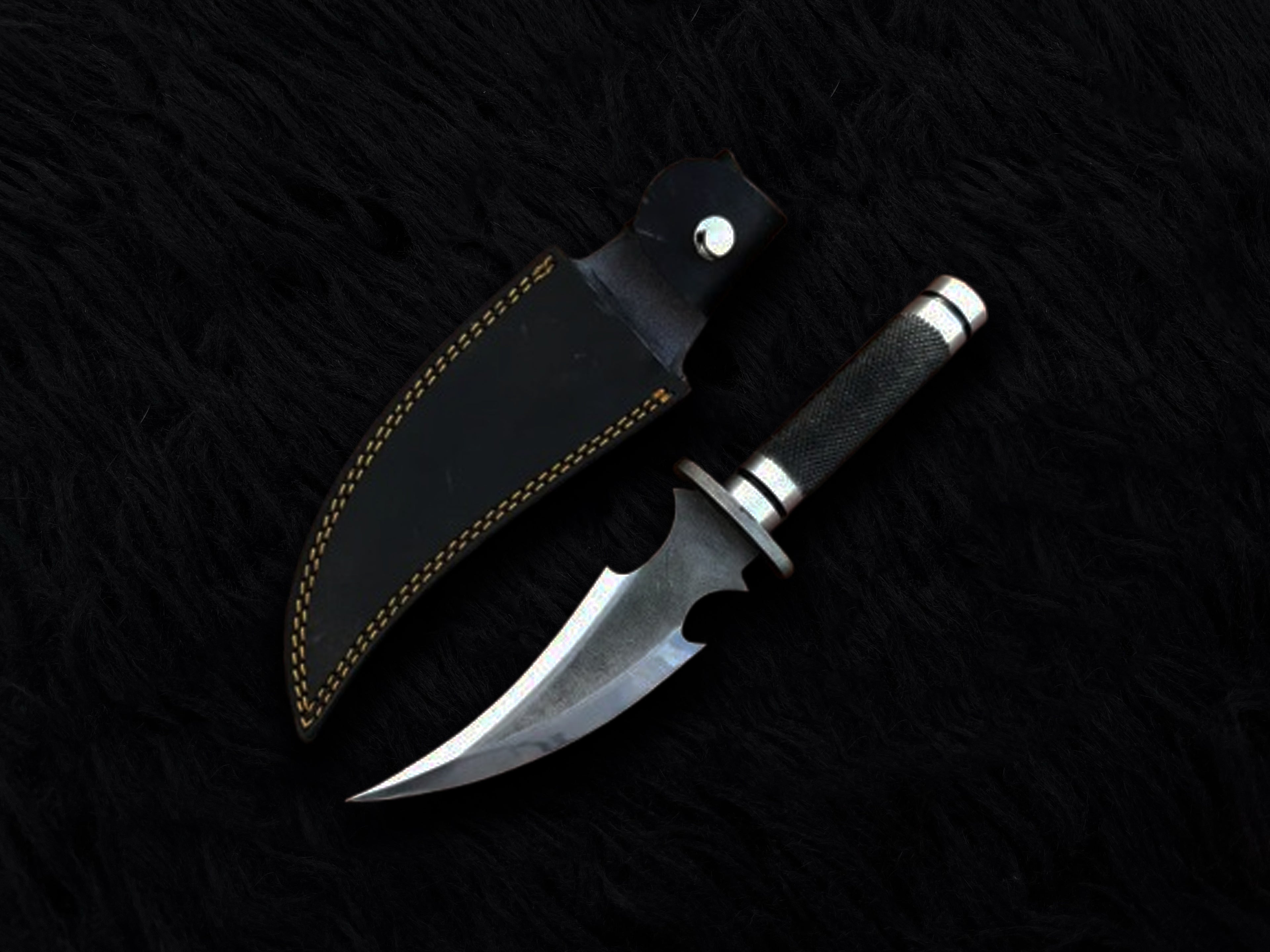 Batman: Under the Red Hood Replica Knives with Leather Sheath