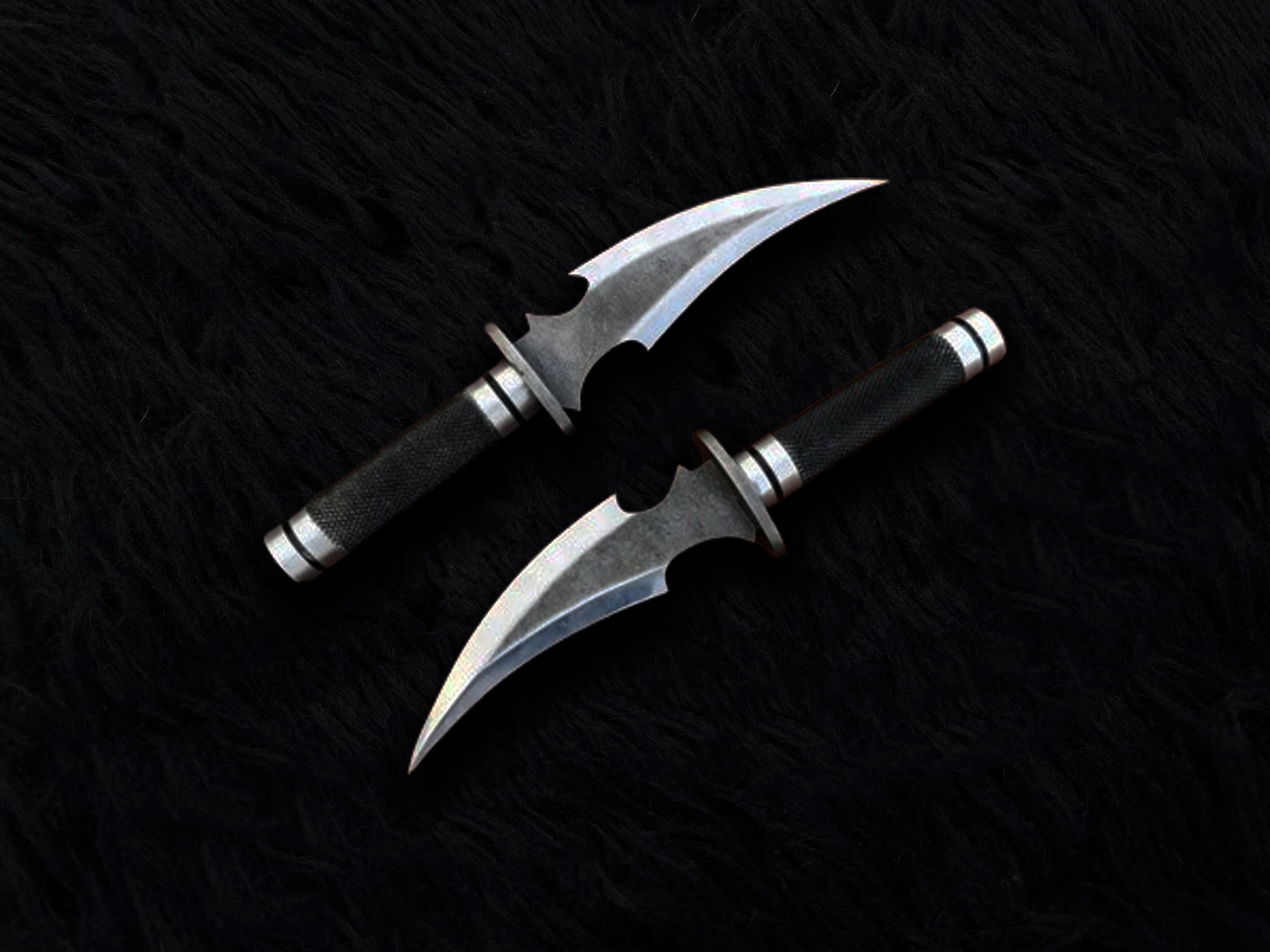 Batman: Under the Red Hood Replica Knives with Leather Sheath