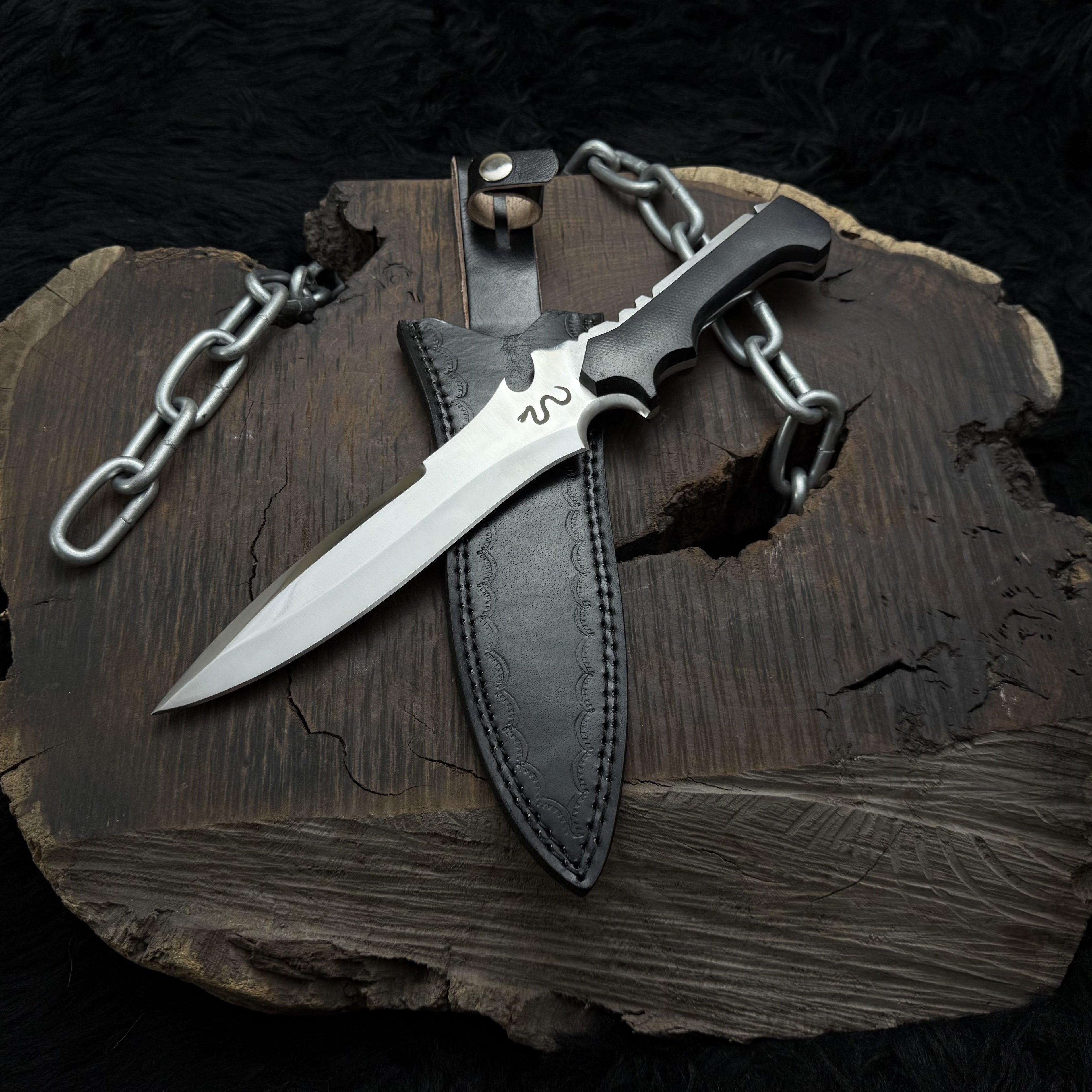 Resident evil 4 Remake Jack Krauser Knife Replica(New Shape): D2 Steel Full Tang with Leather Sheath