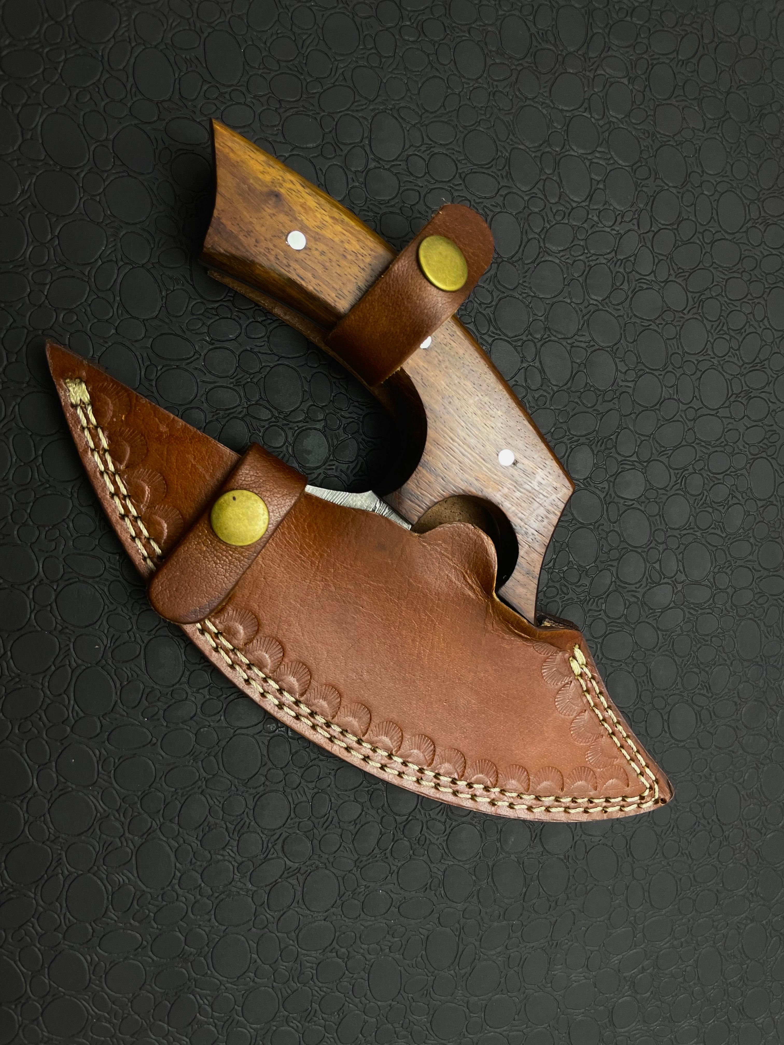 Handmade Damascus steel Kitchen Ulu Knife and Pizza Cutter