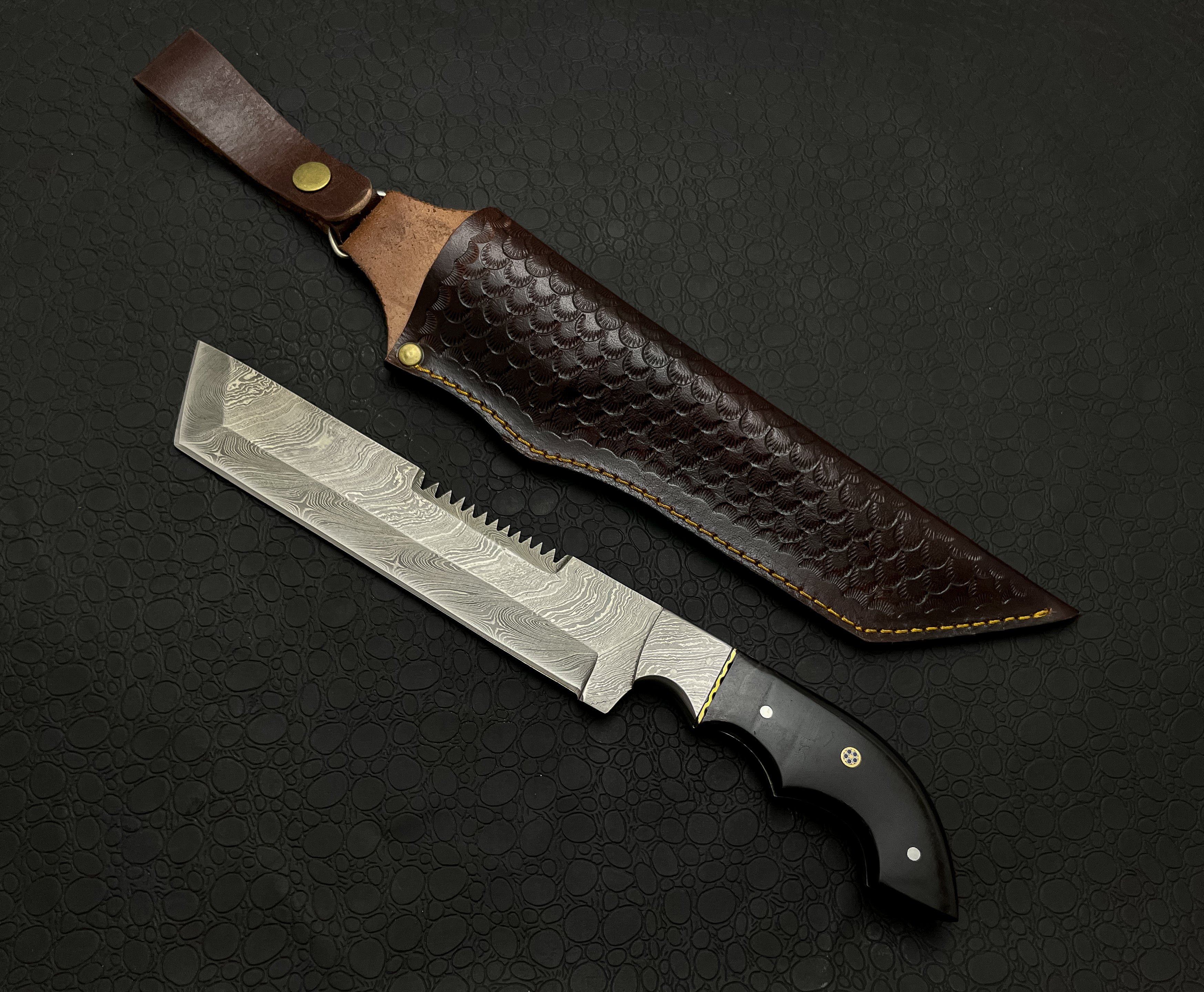 Handmade Vintage Damascus Steel Knife with Leather Sheath