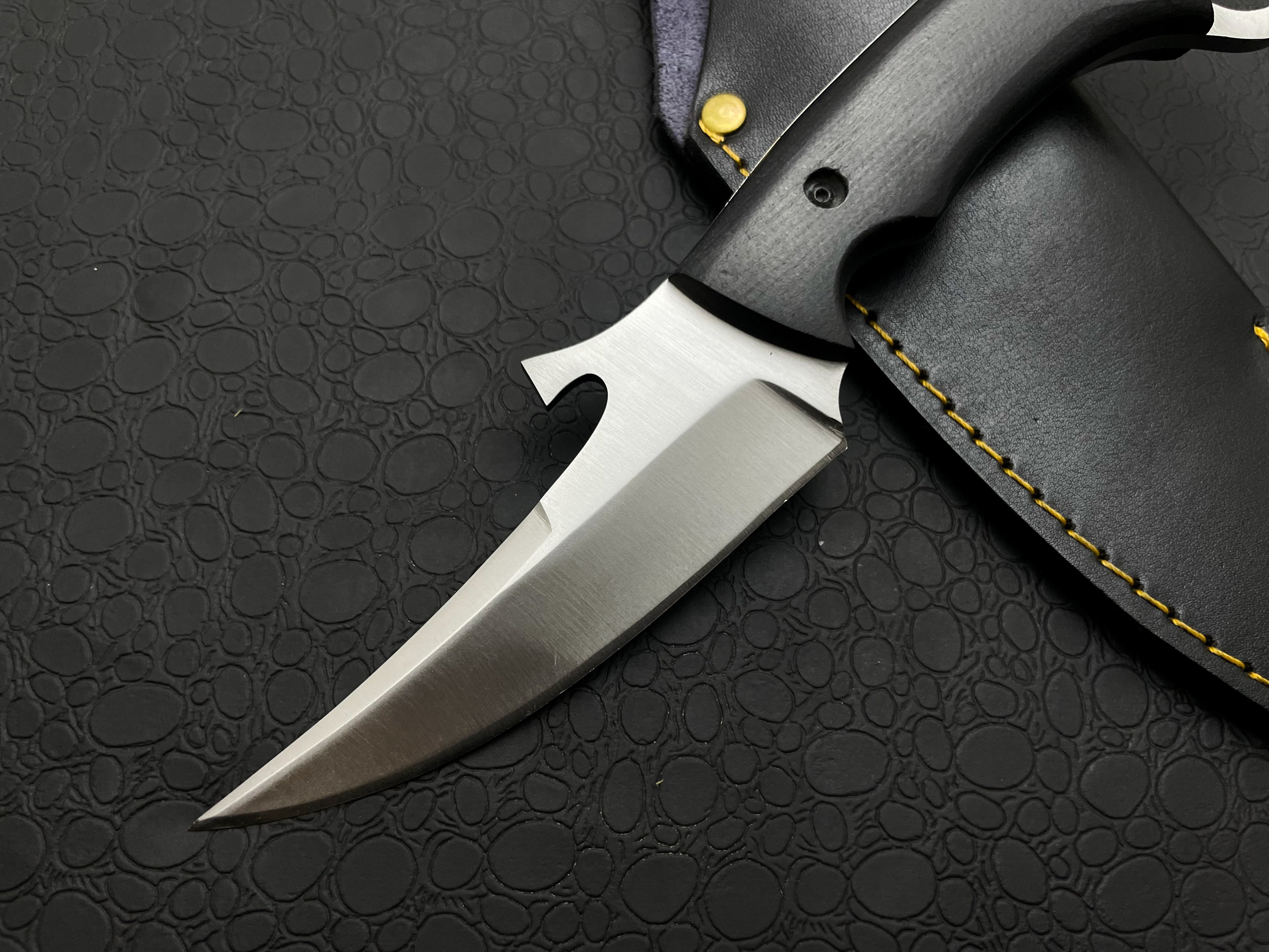 Handmade Karambit Knife with Leather Sheath