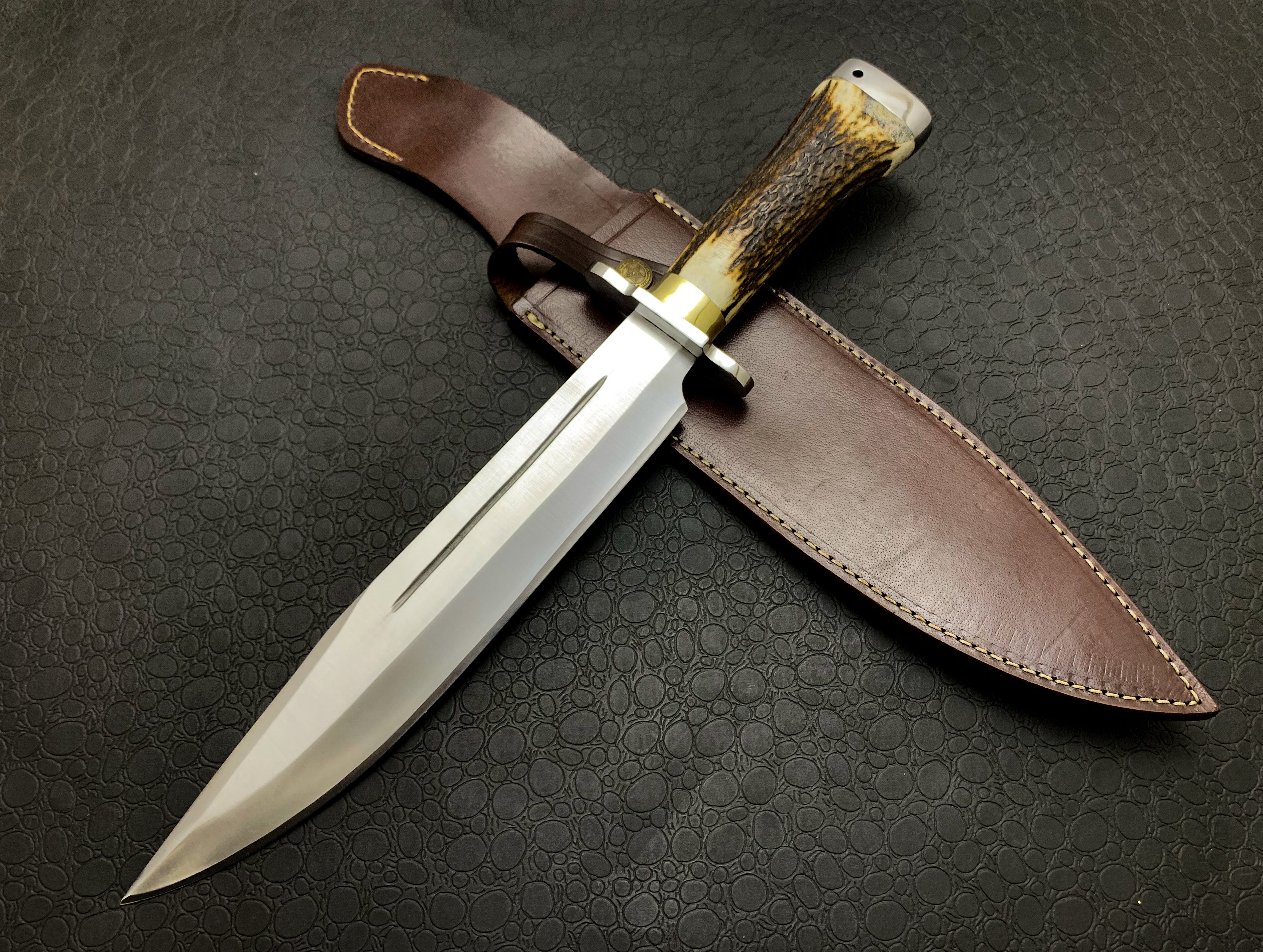 Custom Handmade Ancient Bowie Knife With Stag Horn Handle
