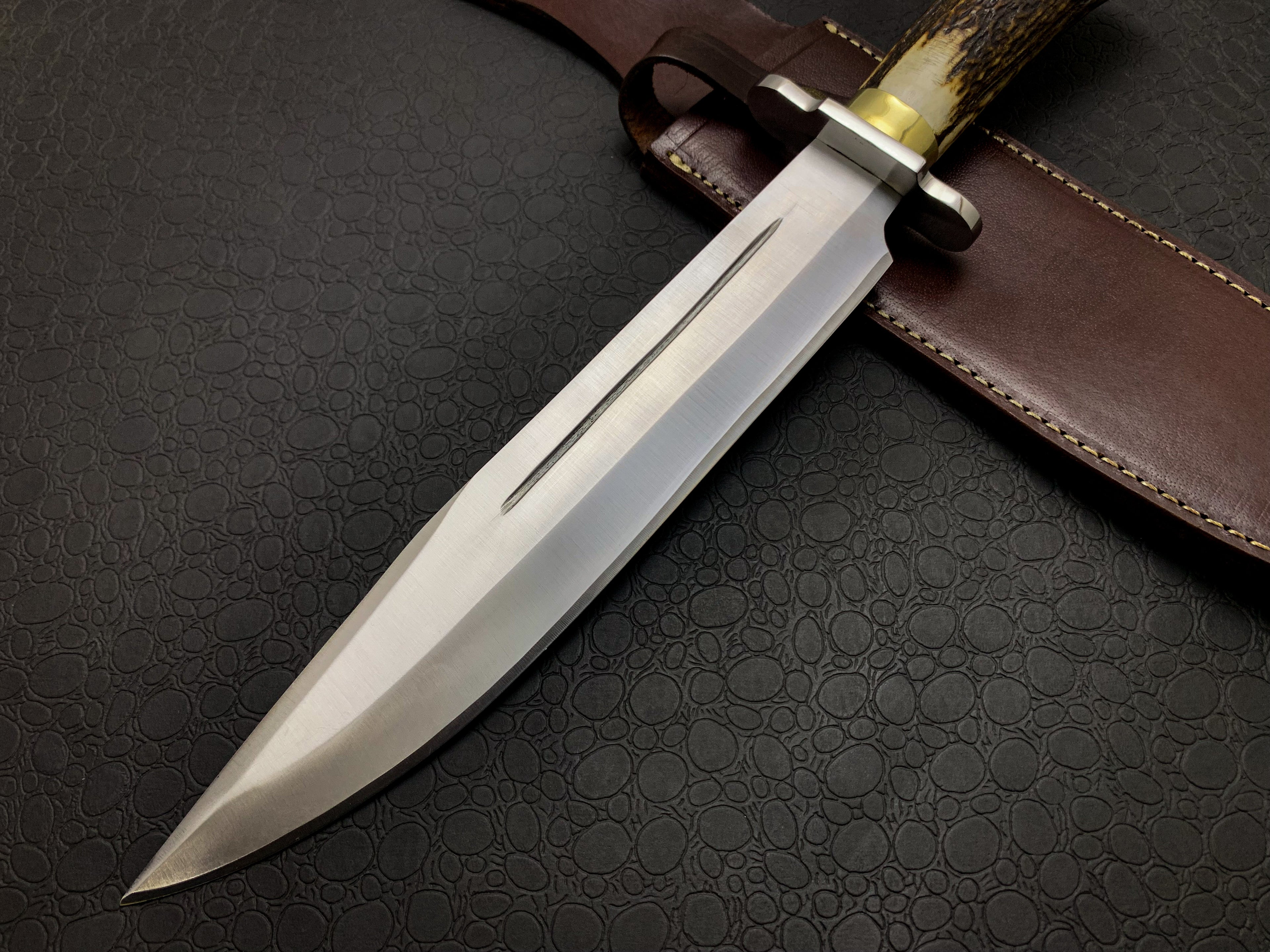 Custom Handmade Ancient Bowie Knife With Stag Horn Handle