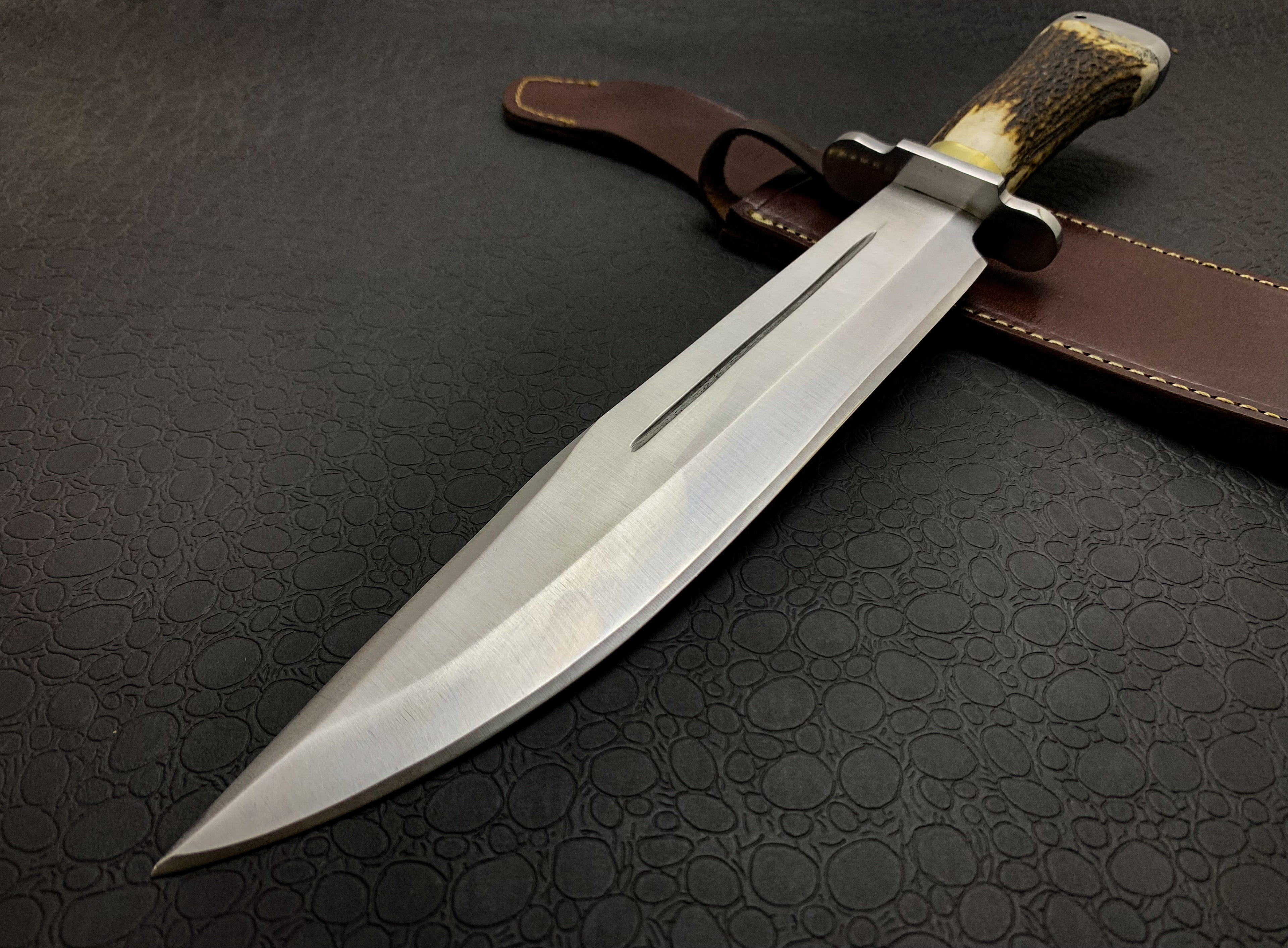 Custom Handmade Ancient Bowie Knife With Stag Horn Handle