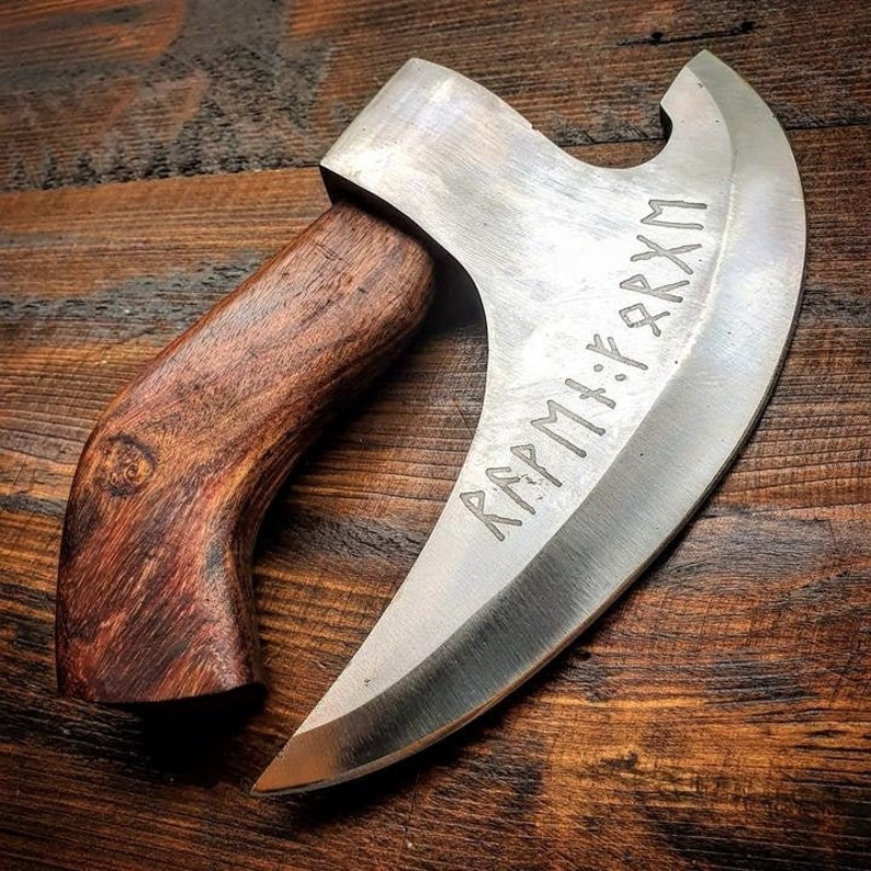 Handmade Exclusive Pizza Cutter with Leather Sheath